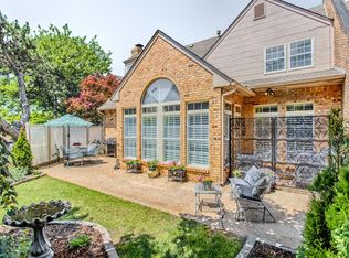 706 Aberdeen Rd, Edmond, OK 73025