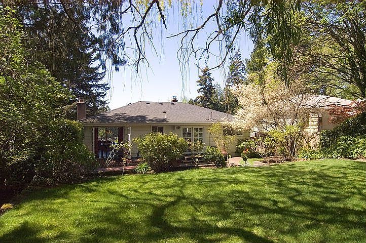1st image of 10630 Alton Pl NE