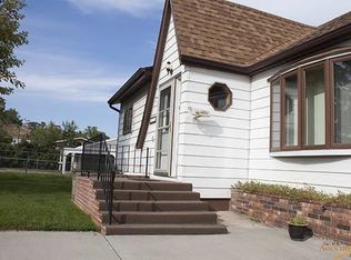 2022 Juniper St, Rapid City, SD 57702