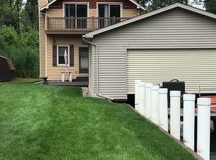 204 Grand Pointe Cut, Harsens Island, MI 48028
