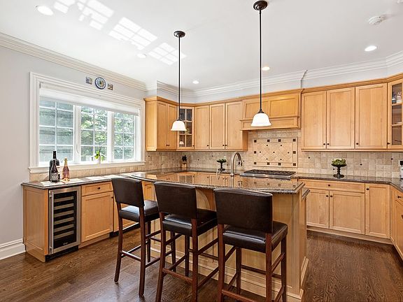 222 Madison_MLS files-5.jpg