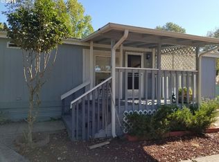 111 NE Brosi Orchard Rd, Winston, OR 97496