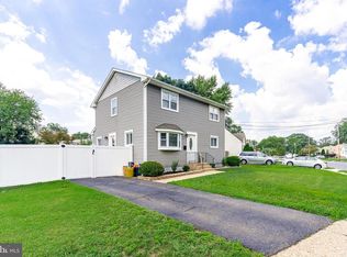 9 Andrea Ln, Hamilton, NJ 08619