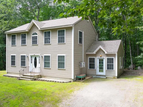 640 Webbs Mills Road, Raymond, ME 04071