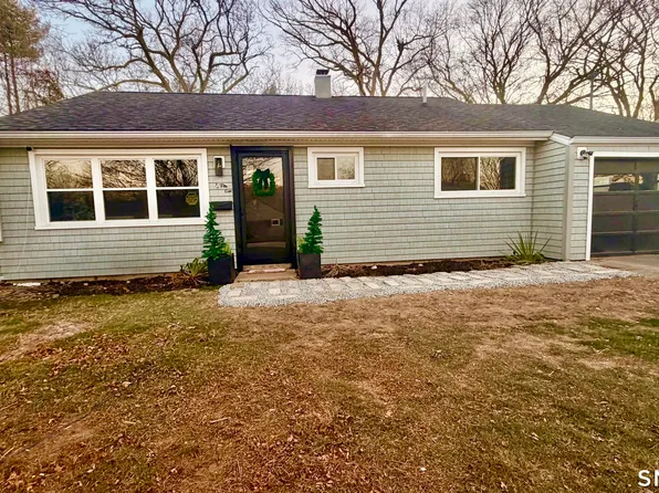 58 Plymouth Avenue South, Groton, CT 06340