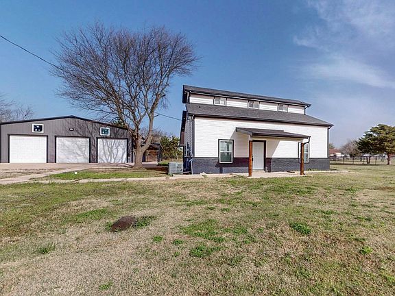 3rd image of 10759 Neal Rd