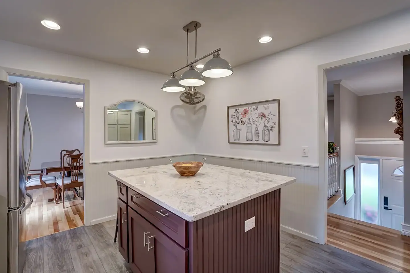 3 bed, 1200 sqft, $3,600 — Photo 2