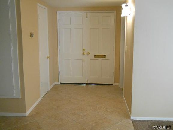 4th image of 5752 Laramie Ave
