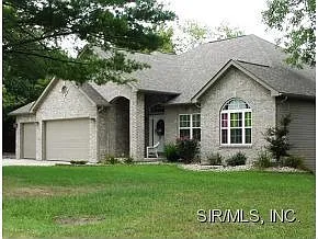 1024 Bermuda Dr photo 1