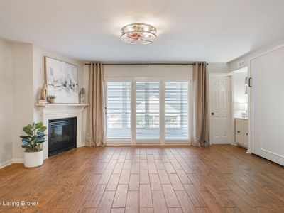 2726 Hollywood Ter APT 123, Louisville, KY, 40206
