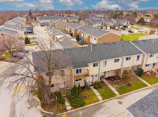 669 Osgoode Dr #36, London, ON N6E 2C7