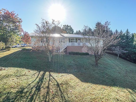 3rd image of 201 Us Grant Dr