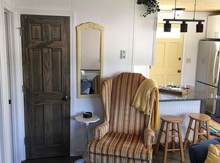 42 Gaspee Rd, Narragansett, RI 02882