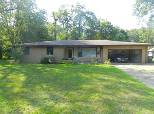 4052 Niles Rd, Saint Joseph, MI 49085