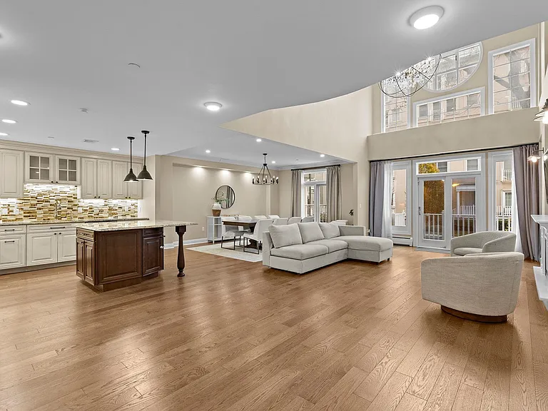 208 Shearwater Ct W #15 — Photo 9