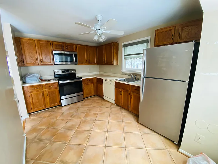 3001 Braxton Wood Ct — Photo 8
