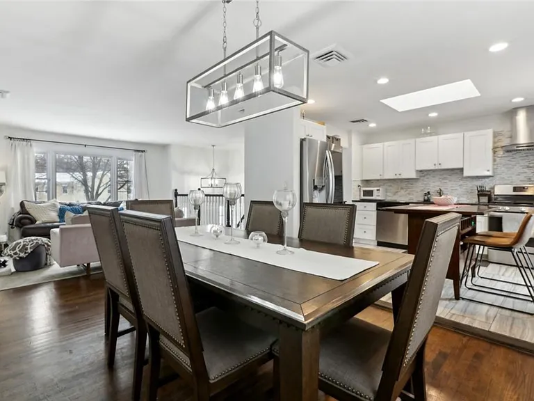 4 Templar Ct — Photo 17