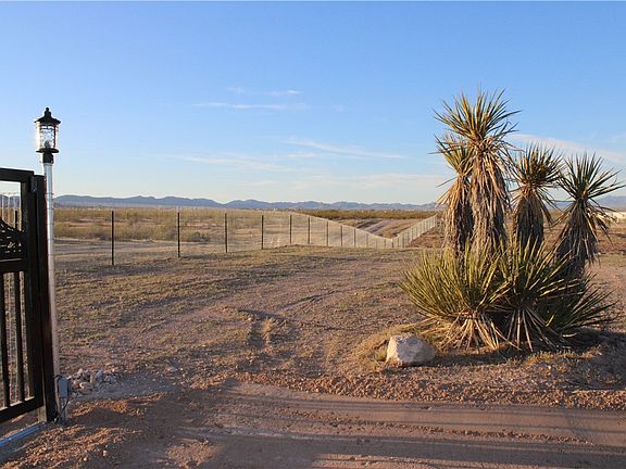 5th image of 3224 S Amythest Rd