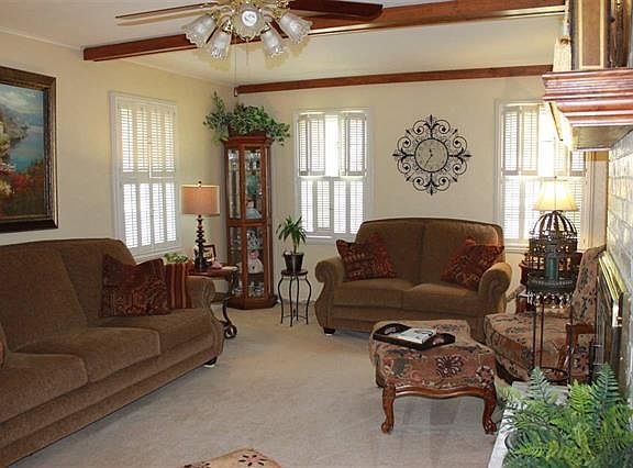 3rd image of 1106 Coushatta Ct