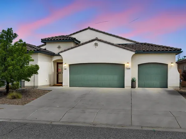 7305 Nome Dr NE, Rio Rancho, NM 87144