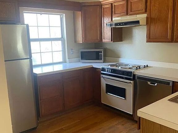 2nd image of 2891 W Long Cir APT B