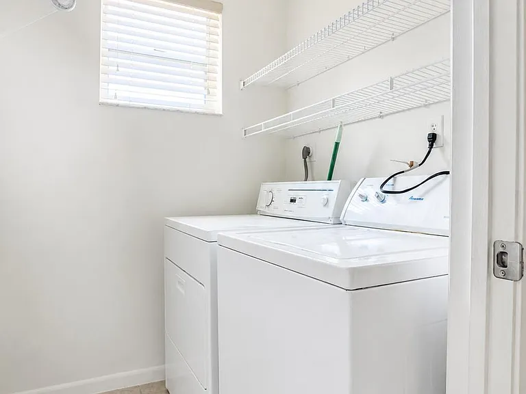5910 Morningstar Cir #202 — Photo 11