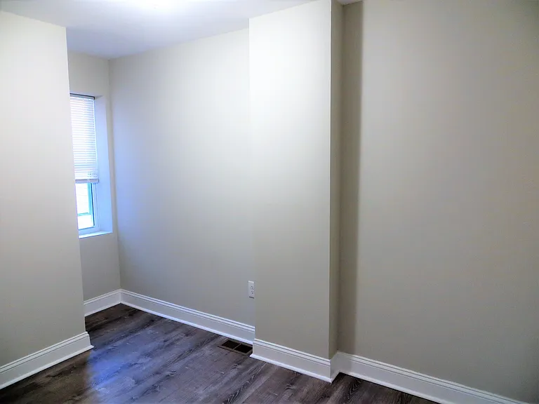 1919 Pierce St — Photo 16