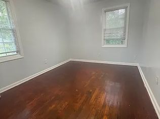 2021 E 57th St, Savannah, GA 31404