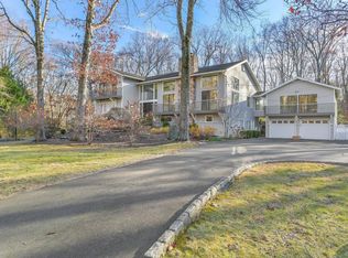 335 Georgetown Rd, Weston, CT 06883