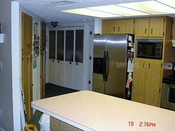 3rd image of 427 Dorchester Dr