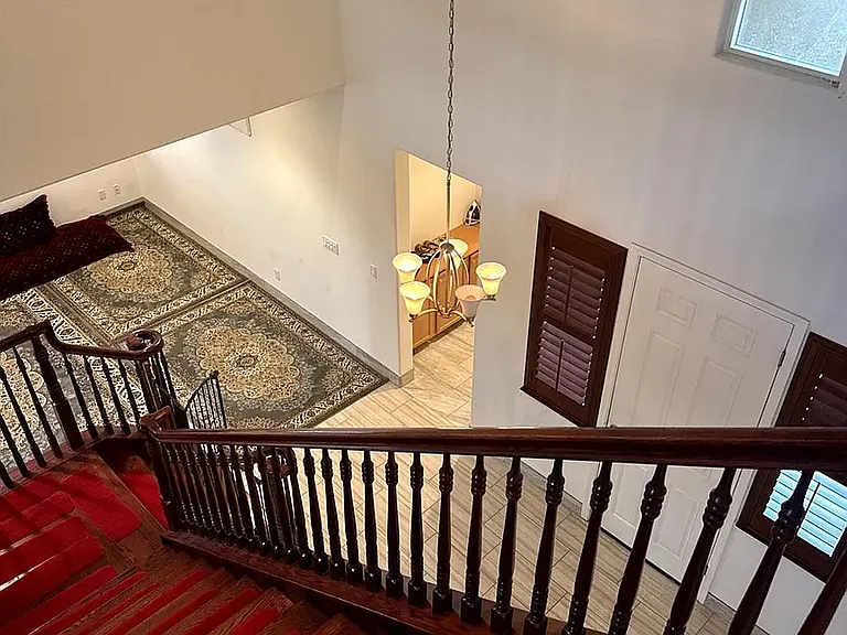 10005 Atrio Cir — Photo 18