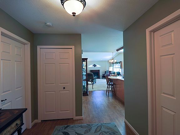 3rd image of 2412 Rosewood North Dr #12