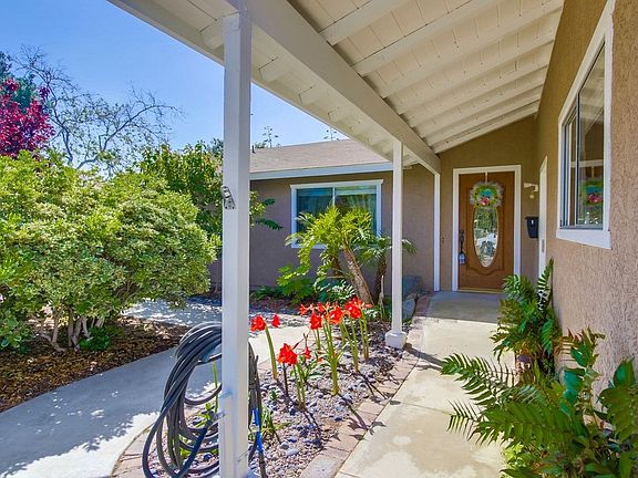 3rd image of 8988 New Seabury Dr