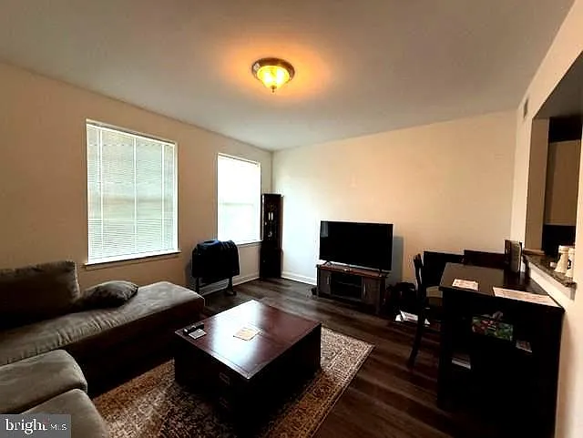 1 bed, $1,950 — Photo 4