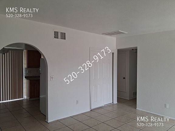 3rd image of 5511 W Utah St