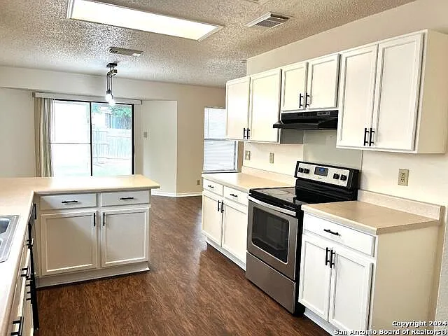 2921 Candleberry Dr — Photo 7