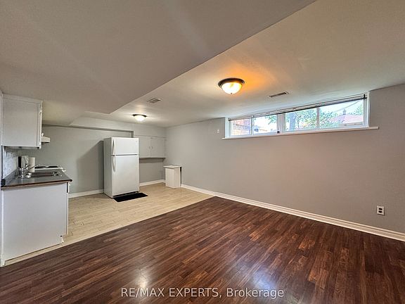 4th image of 95 Post Rd #Basement