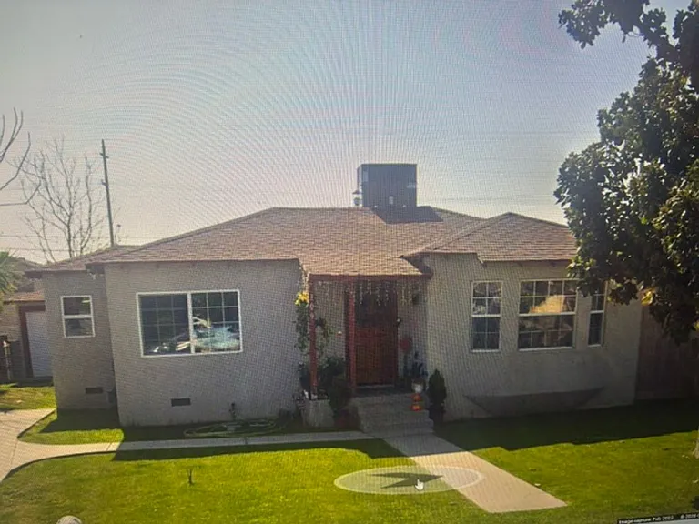 309 Lloyd St — Photo 1