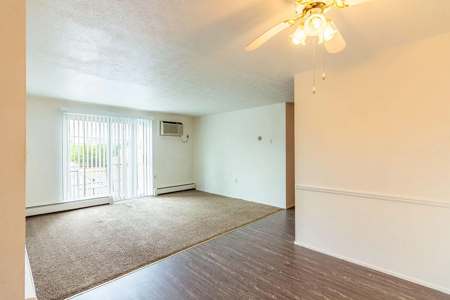 Emerald Overlook Apartments — Photo 2