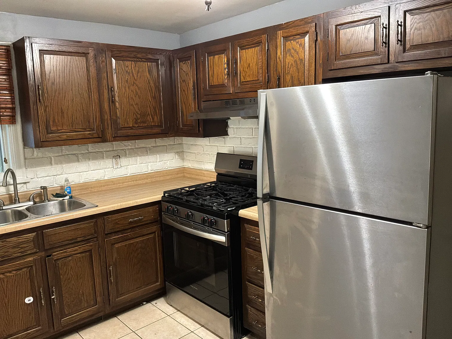 3 bed, 1670 sqft, $1,300 — Photo 2