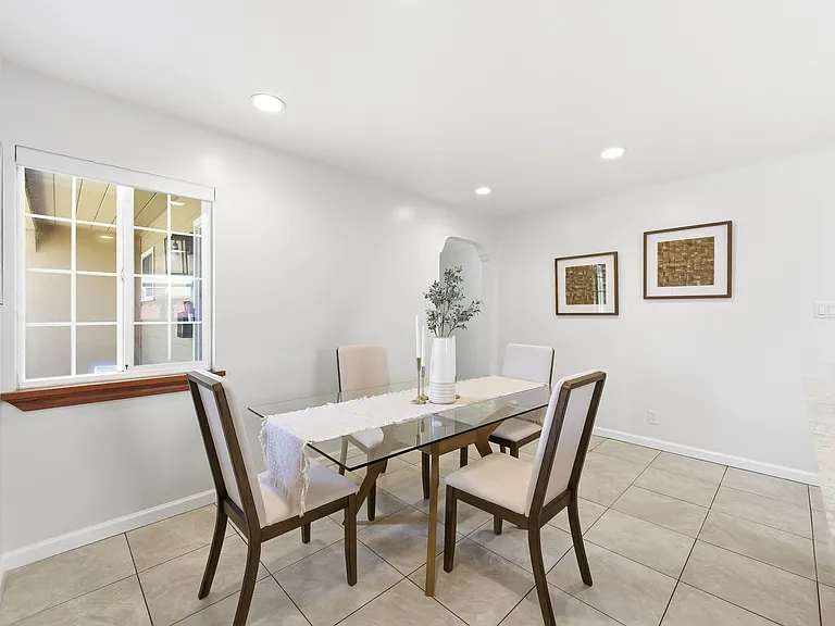 1850 Briarwood Dr — Photo 15