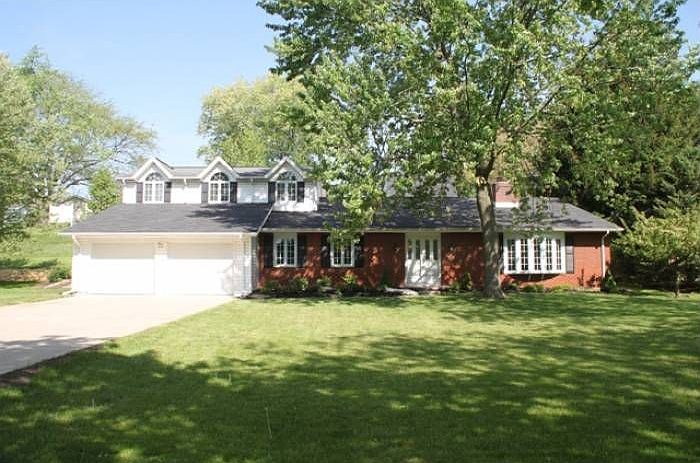 482 S. River Road