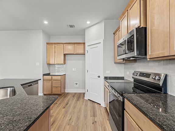 6th image of this home