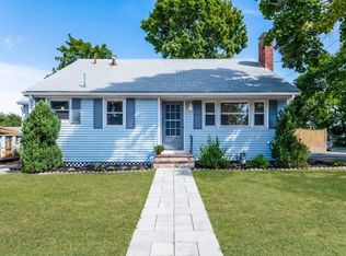 172 Elliot St, Brockton, MA 02302