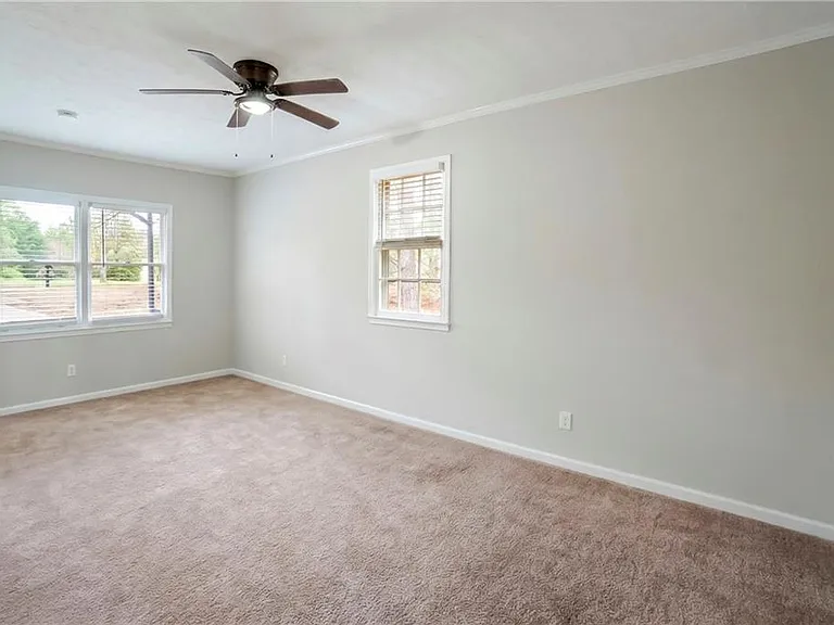 1802 Driftwood Pl — Photo 11