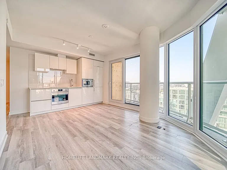 230 Simcoe St #1919 — Photo 7
