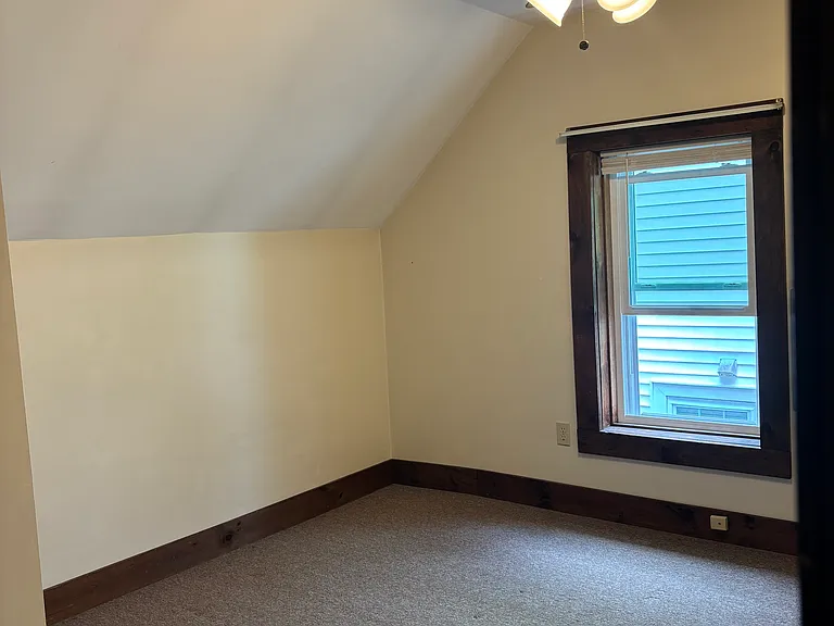 181 Pleasant St #A — Photo 3