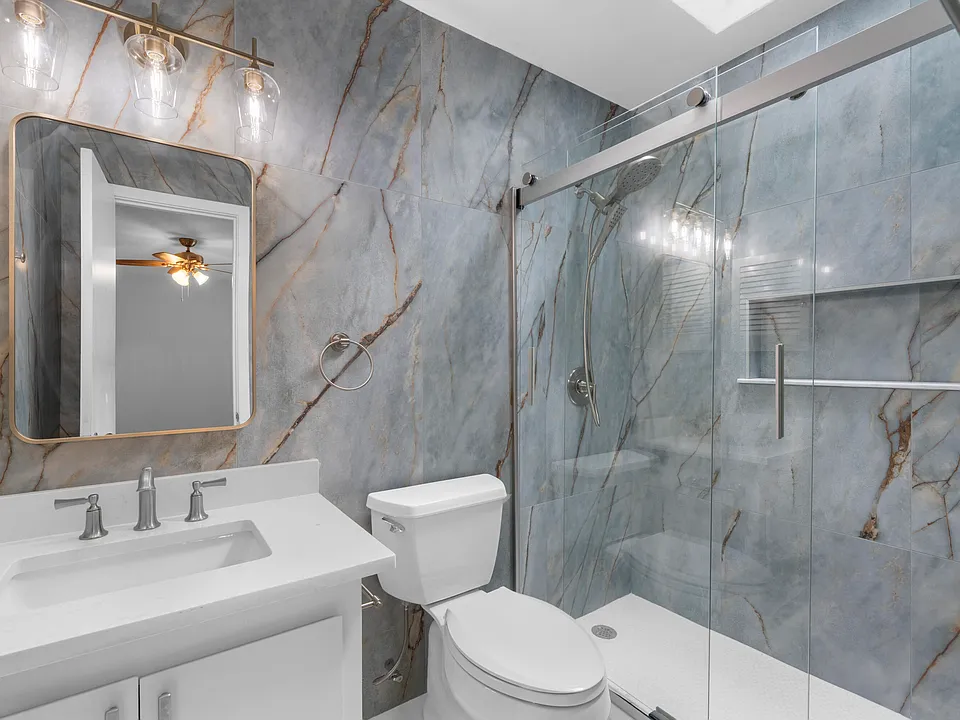 1124 Honeysuckle Ct