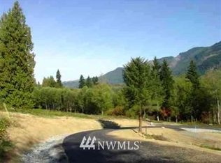 556 Lohink Pl, Bellingham, WA 98229