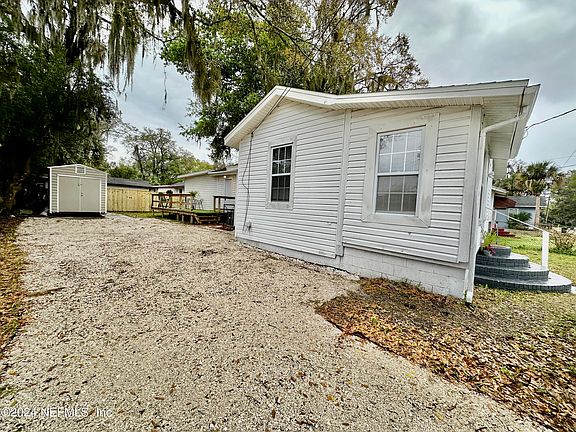 5th image of 418 CRESTWOOD Street